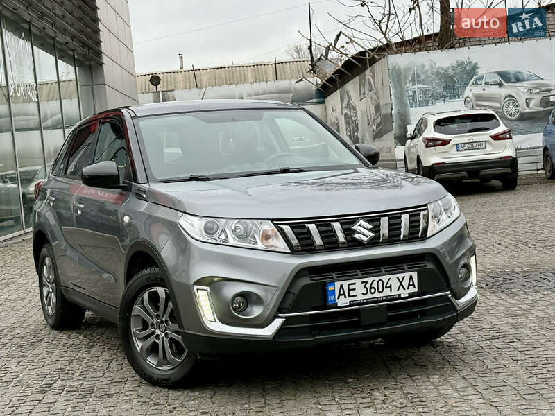 Внедорожник / Кроссовер Suzuki Vitara 2021 в Днепре