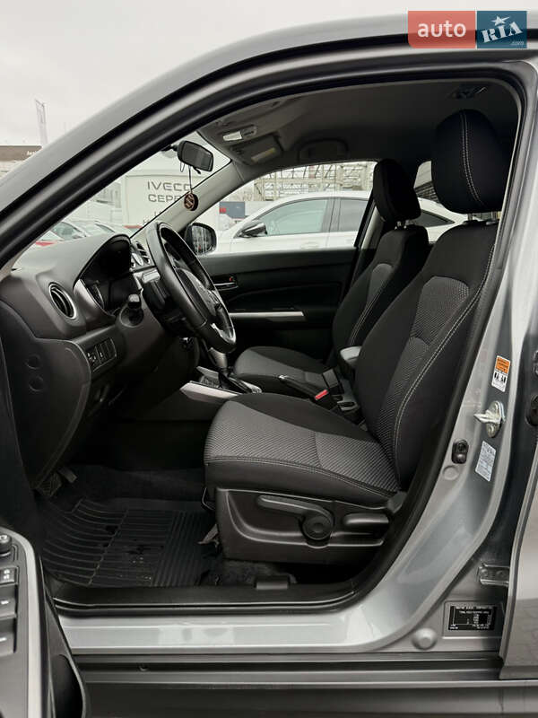 Внедорожник / Кроссовер Suzuki Vitara 2021 в Днепре