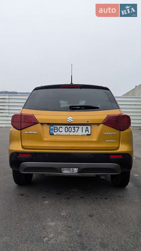 Позашляховик / Кросовер Suzuki Vitara 2020 в Львові