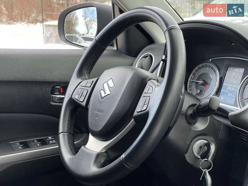 Внедорожник / Кроссовер Suzuki Vitara 2022 в Бердичеве фото 34 Внедорожник / Кроссовер Suzuki Vitara 2022 в Бердичеве