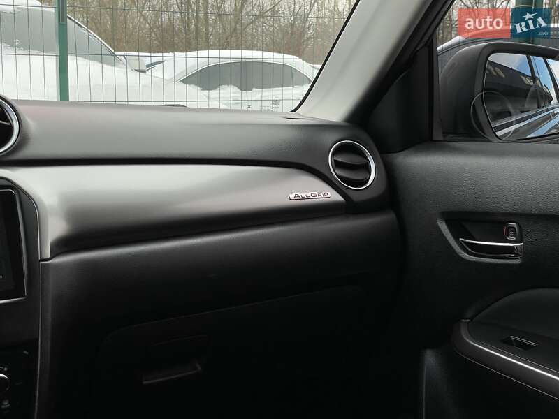 Внедорожник / Кроссовер Suzuki Vitara 2022 в Бердичеве фото 56 Внедорожник / Кроссовер Suzuki Vitara 2022 в Бердичеве