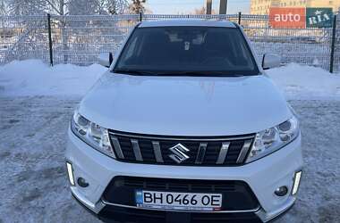 Внедорожник / Кроссовер Suzuki Vitara 2021 в Новых Петровцах