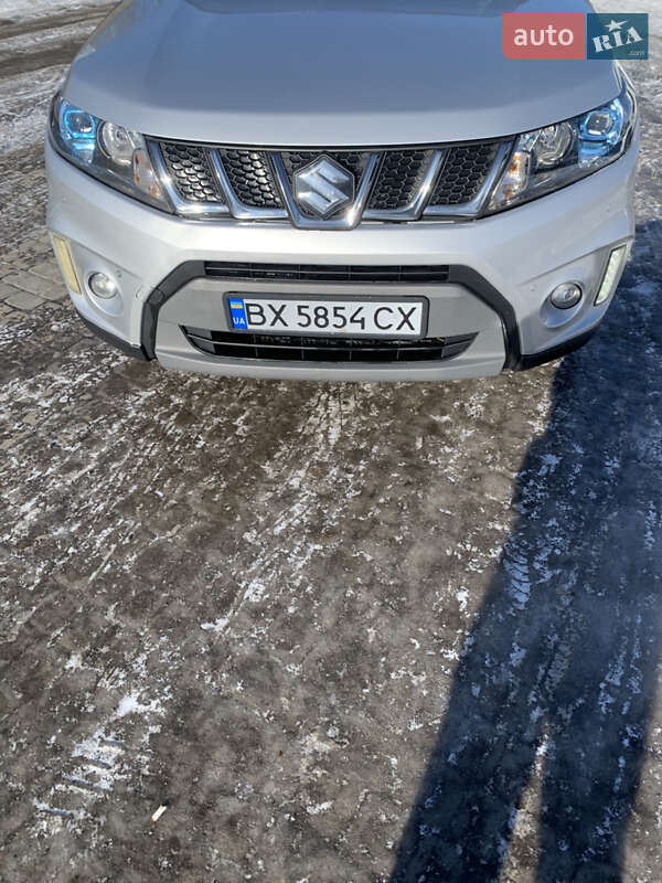 Внедорожник / Кроссовер Suzuki Vitara 2017 в Хмельницком