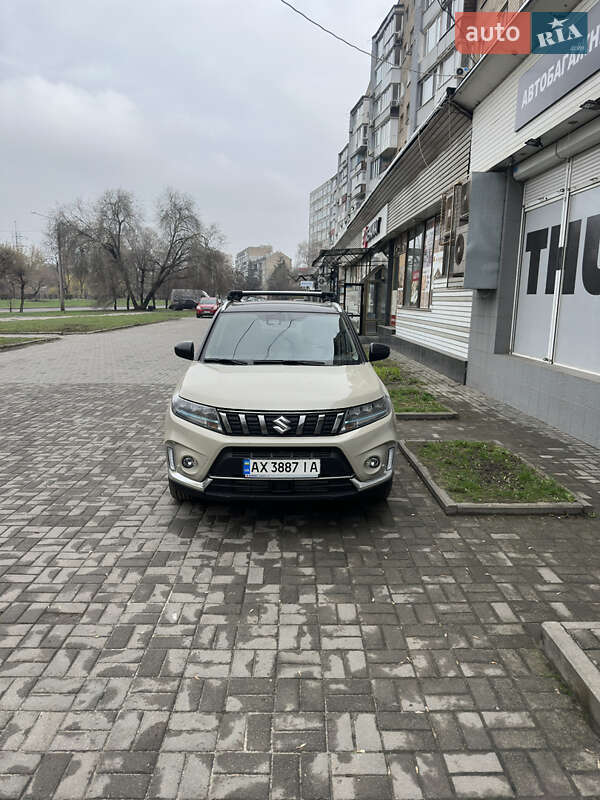 Внедорожник / Кроссовер Suzuki Vitara 2023 в Харькове