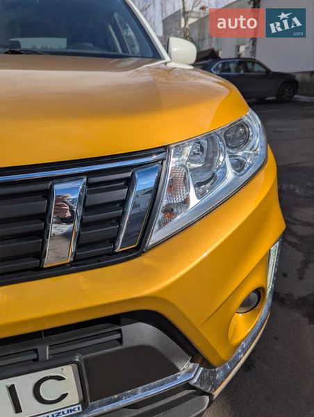 Внедорожник / Кроссовер Suzuki Vitara 2019 в Киеве