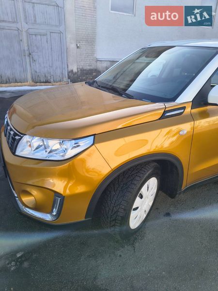 Внедорожник / Кроссовер Suzuki Vitara 2019 в Киеве