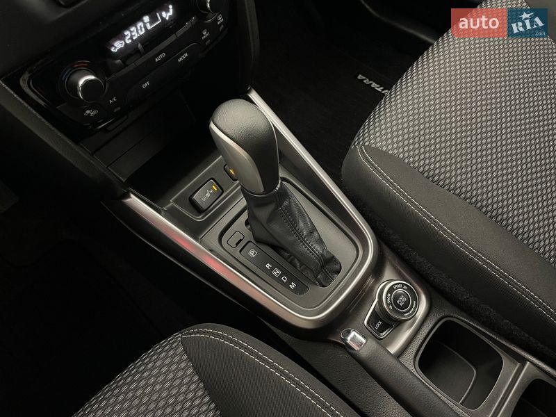 Внедорожник / Кроссовер Suzuki Vitara 2020 в Киеве