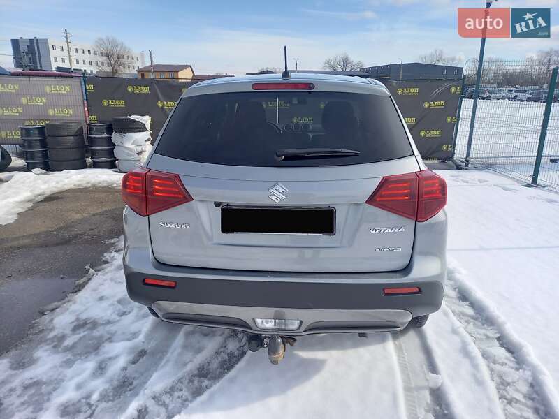 Внедорожник / Кроссовер Suzuki Vitara 2022 в Киеве