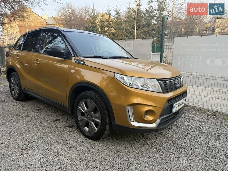 Внедорожник / Кроссовер Suzuki Vitara 2019 в Львове