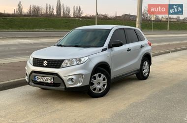 Внедорожник / Кроссовер Suzuki Vitara 2015 в Одессе