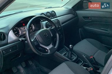 Позашляховик / Кросовер Suzuki Vitara 2015 в Одесі
