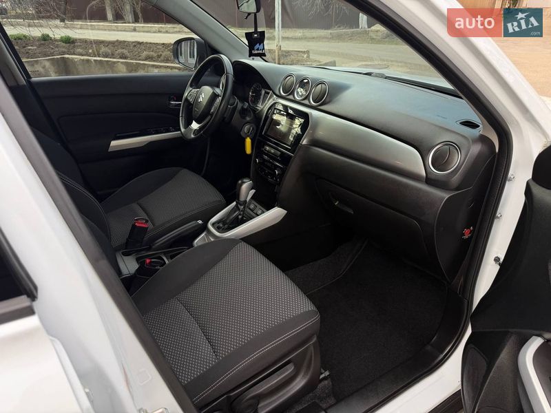 Позашляховик / Кросовер Suzuki Vitara 2018 в Одесі