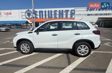 Внедорожник / Кроссовер Suzuki Vitara 2020 в Киеве