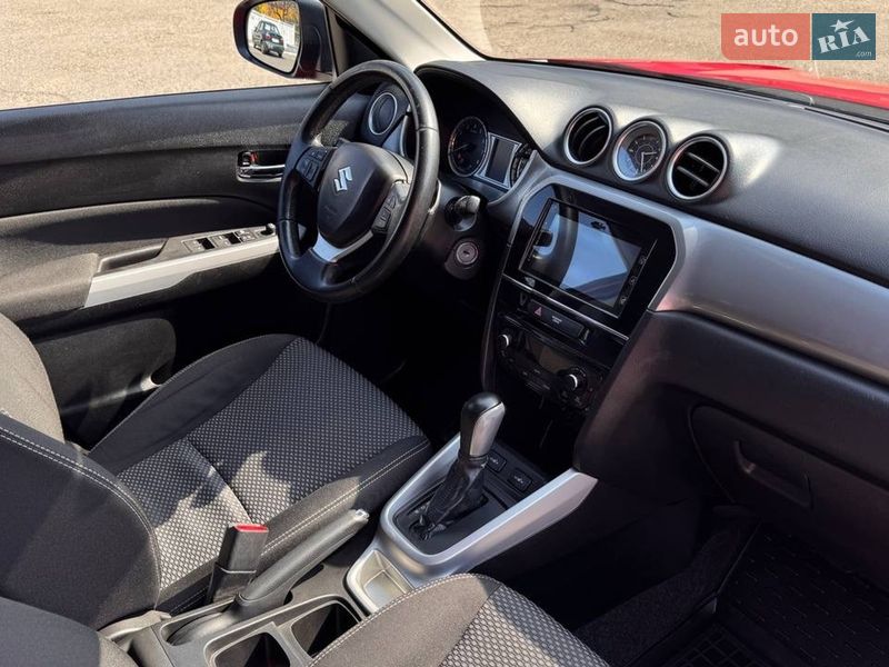 Внедорожник / Кроссовер Suzuki Vitara 2017 в Одессе