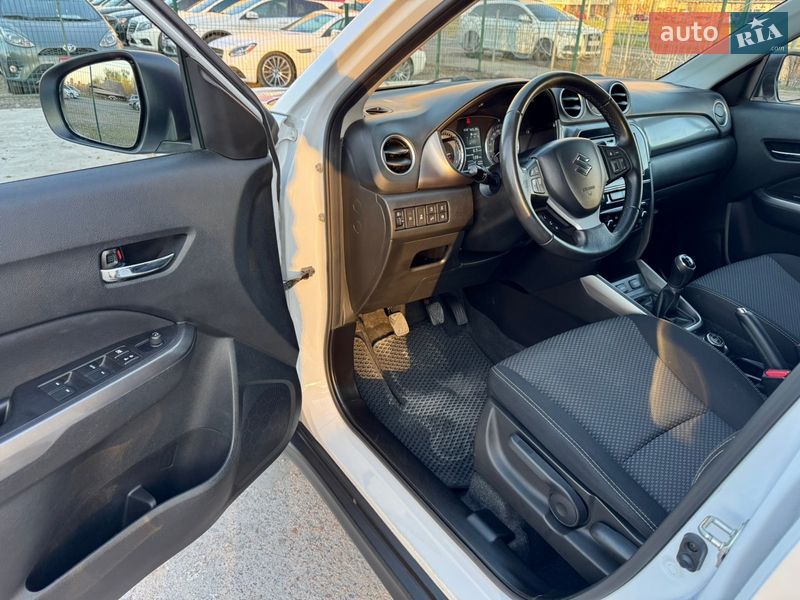 Позашляховик / Кросовер Suzuki Vitara 2019 в Києві