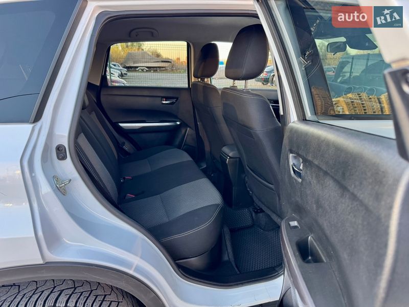 Позашляховик / Кросовер Suzuki Vitara 2019 в Києві