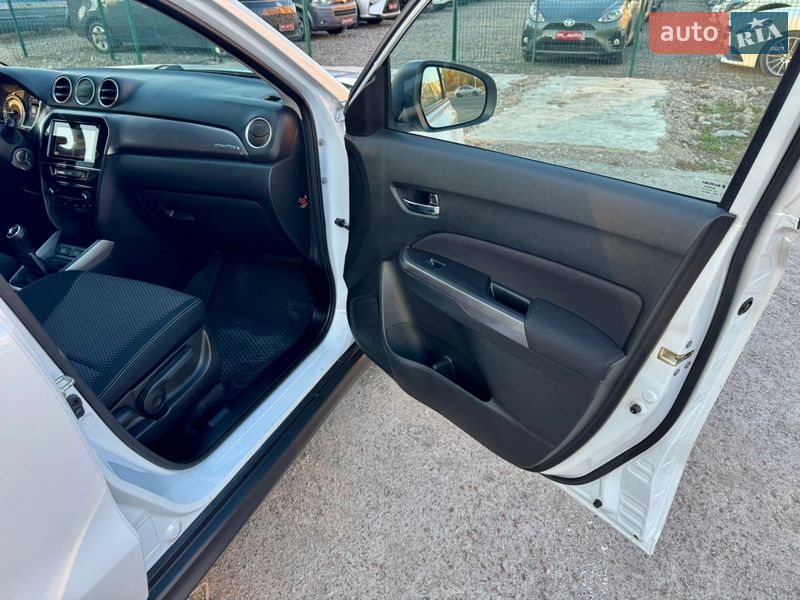 Позашляховик / Кросовер Suzuki Vitara 2019 в Києві