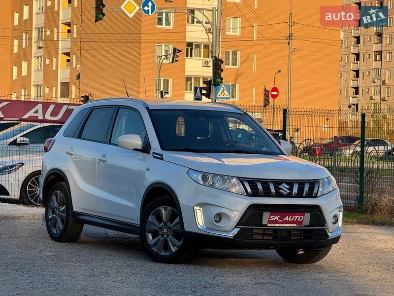 Позашляховик / Кросовер Suzuki Vitara 2019 в Києві