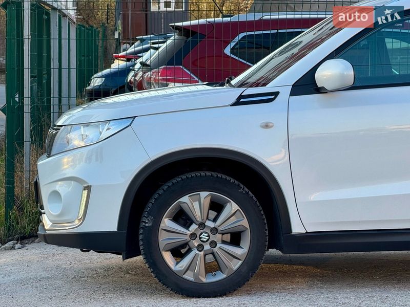 Позашляховик / Кросовер Suzuki Vitara 2019 в Києві