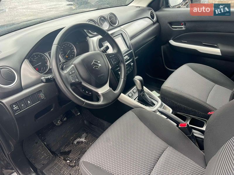 Внедорожник / Кроссовер Suzuki Vitara 2018 в Черкассах фото 15 Внедорожник / Кроссовер Suzuki Vitara 2018 в Черкассах
