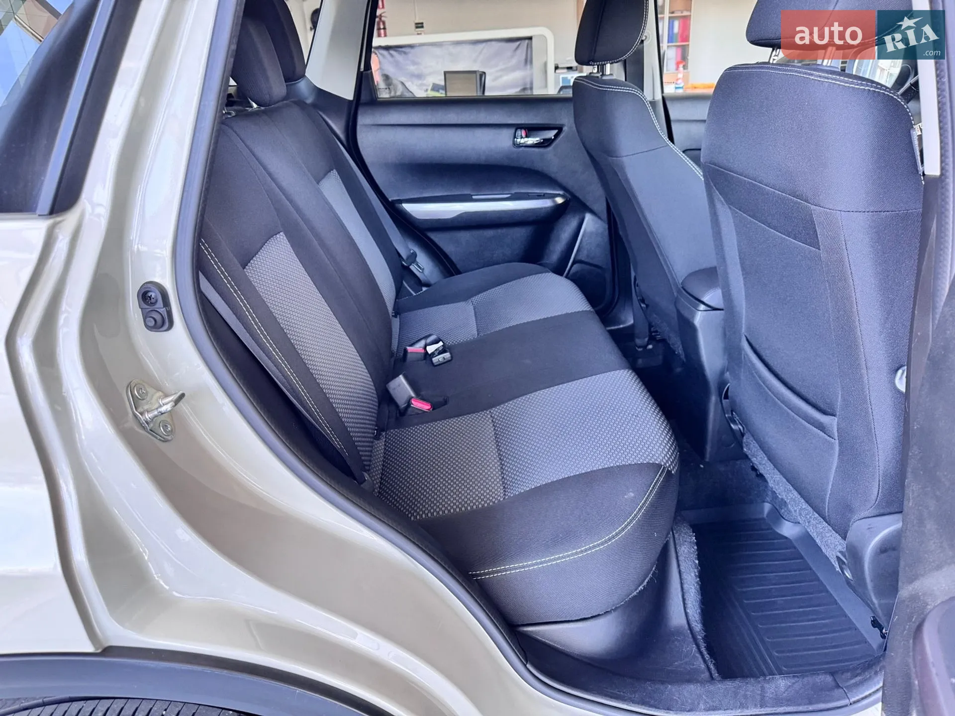 2020 Suzuki Vitara - мініатюра 35