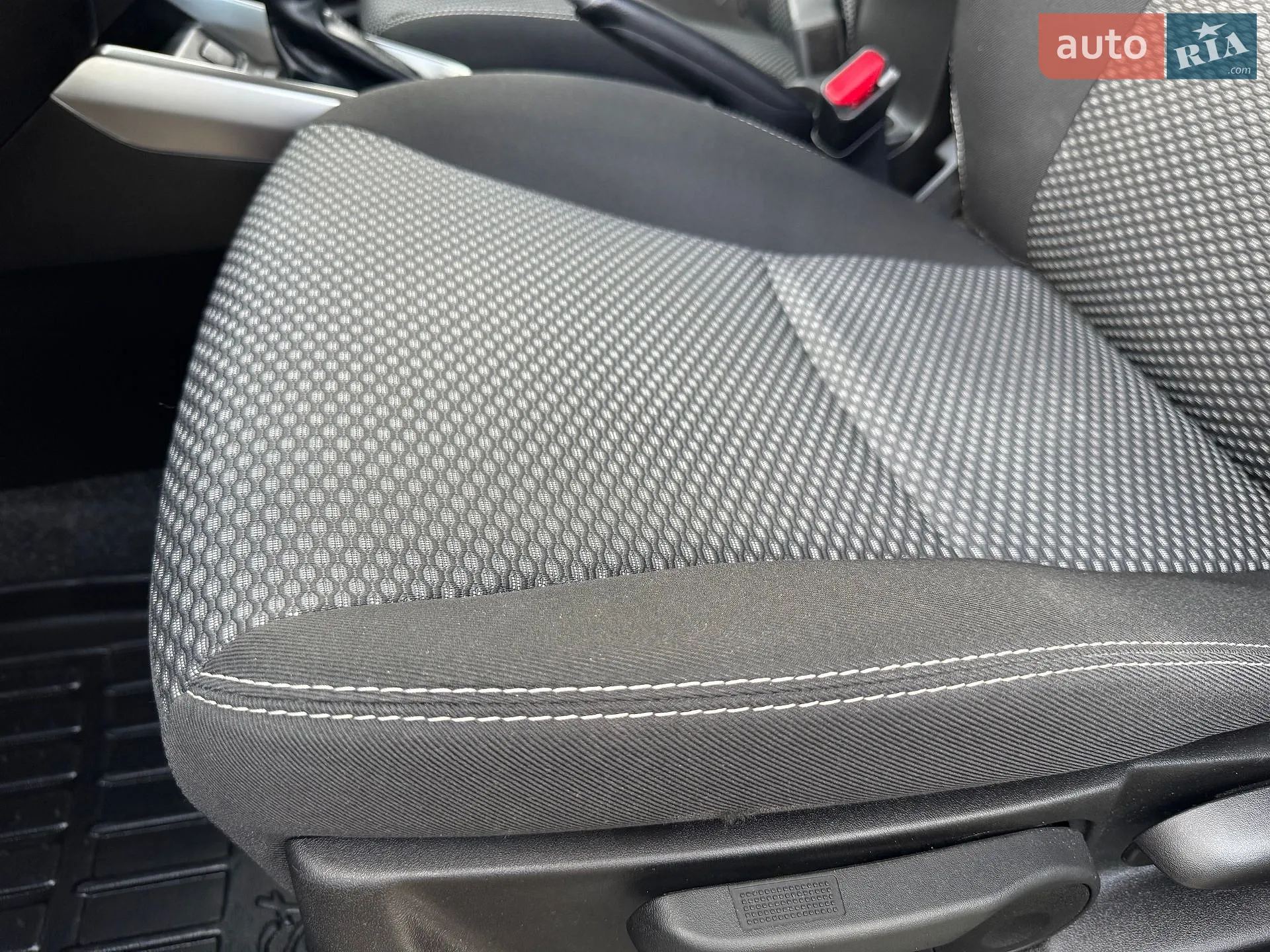 2019 Suzuki Vitara - мініатюра 54