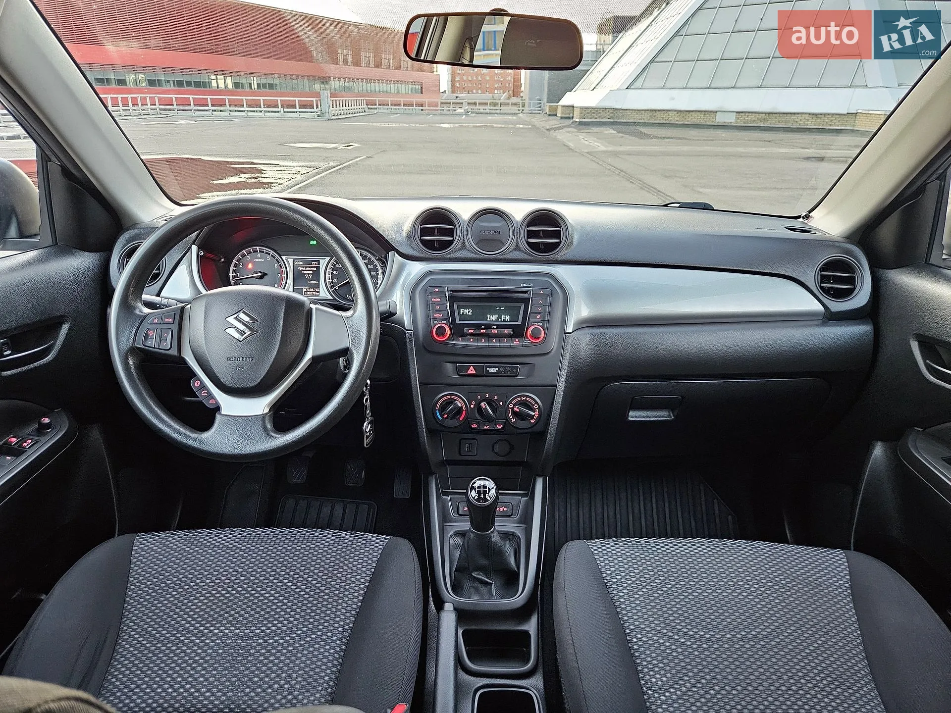 2018 Suzuki Vitara - мініатюра 48