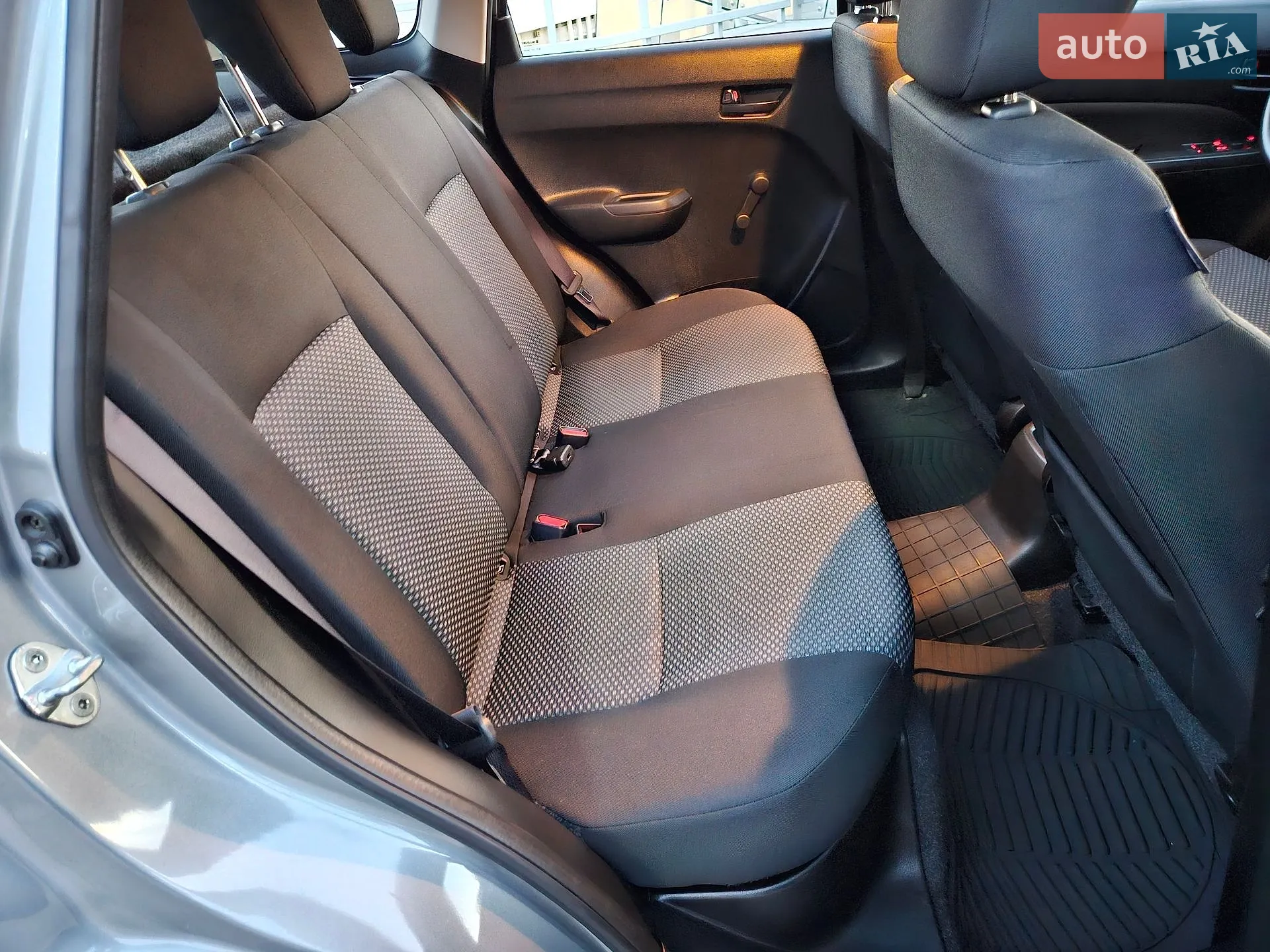 2018 Suzuki Vitara - мініатюра 38