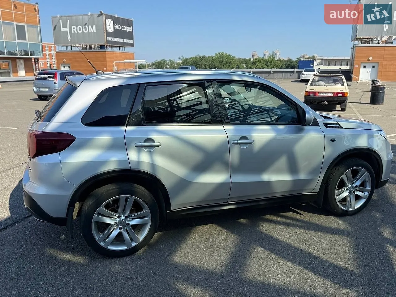 2019 Suzuki Vitara - мініатюра 17