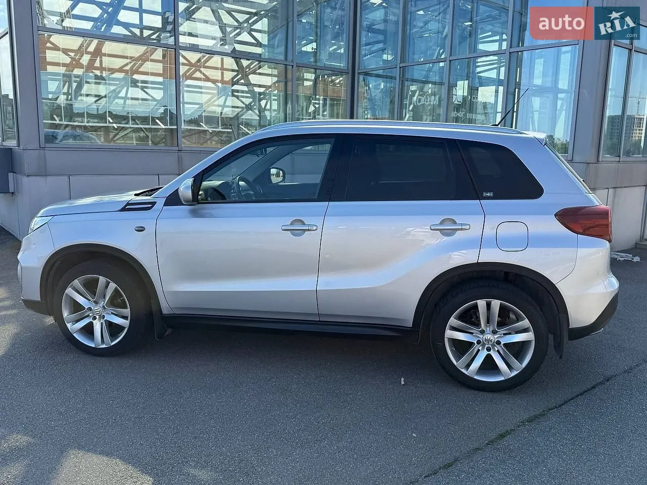 2019 Suzuki Vitara - мініатюра 23