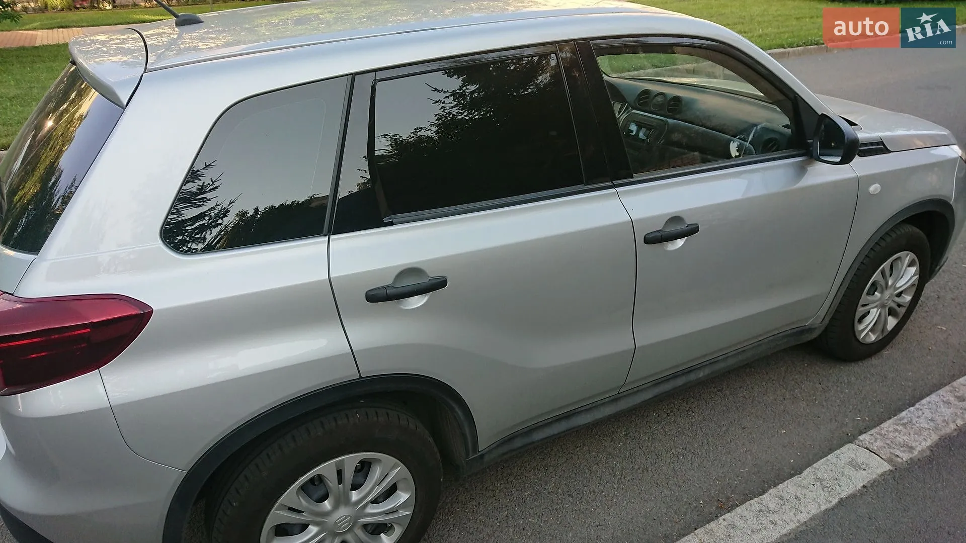 2019 Suzuki Vitara - фото 1