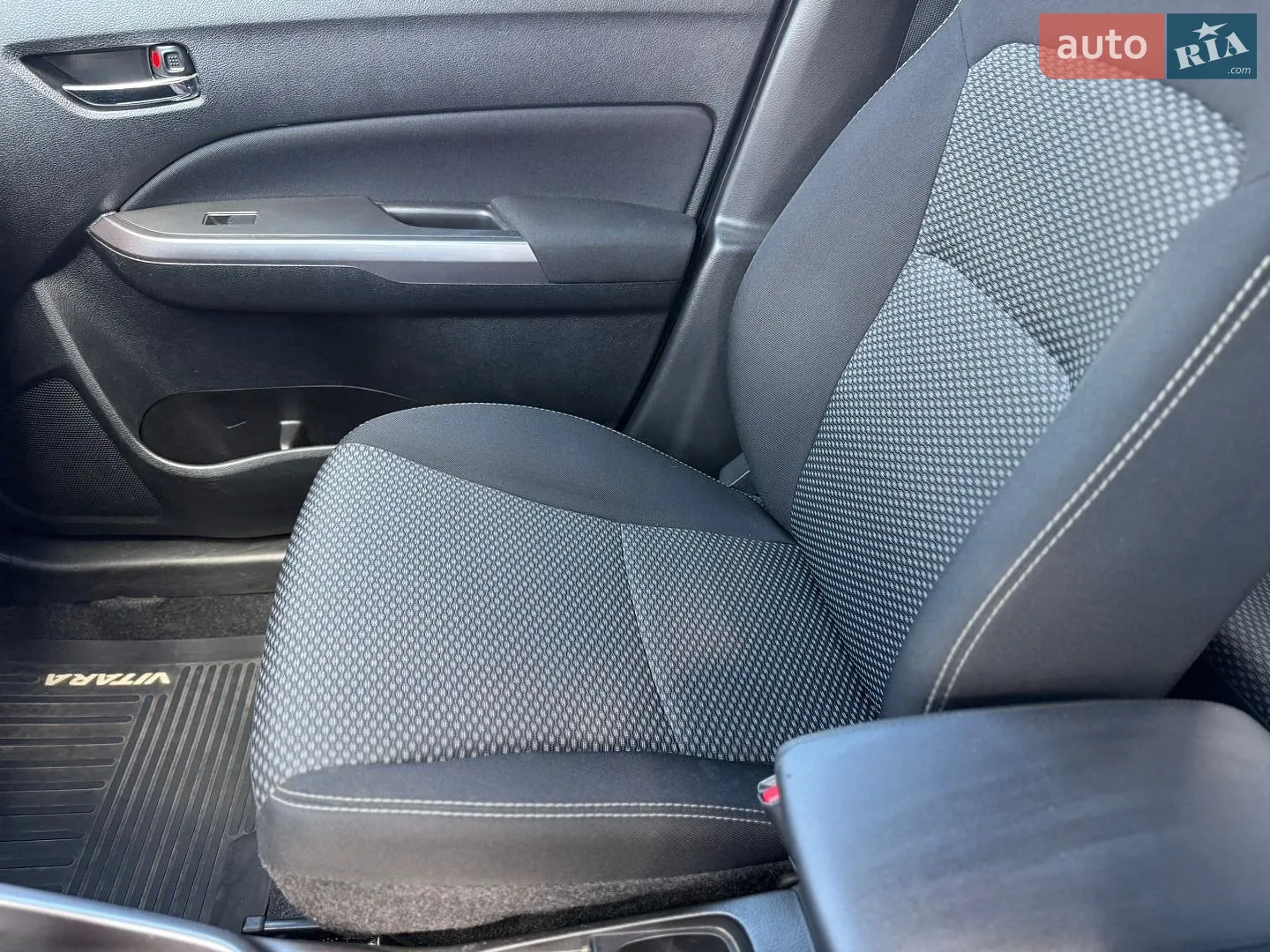 2021 Suzuki Vitara - мініатюра 42