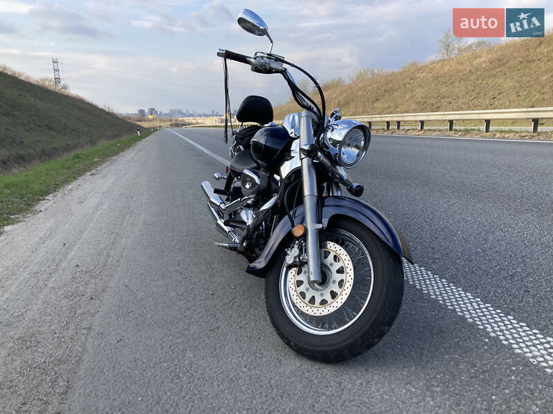 Suzuki VL 800 Intruder 2005