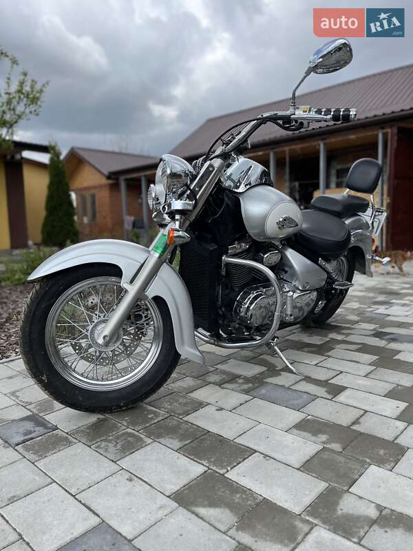 Suzuki VL 800 Intruder 2004