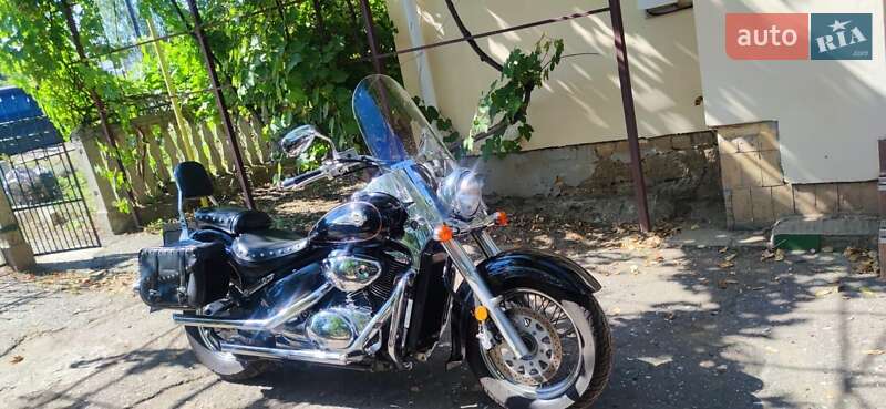 Мотоцикл Чоппер Suzuki VL 800 Intruder 2004 в 