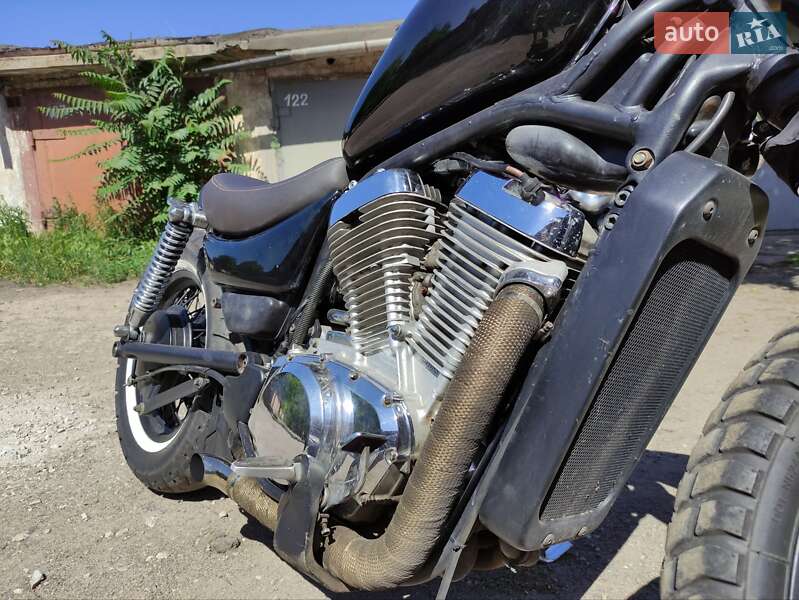 Боббер Suzuki VS 400 Intruder 1996 в Кривом Роге