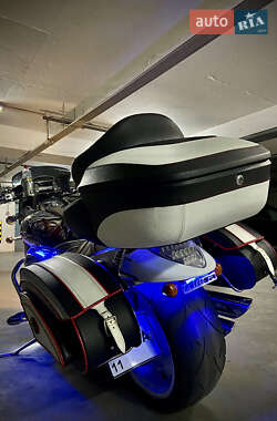 Мотоцикл Круізер Suzuki VZR 1800 2006 в 