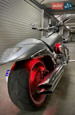Мотоцикл Круізер Suzuki VZR 1800 2011 в 