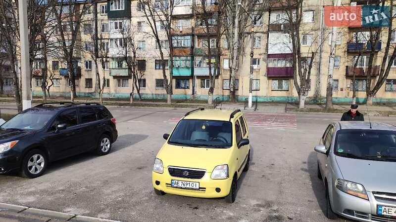 Микровэн Suzuki Wagon R 2000 в Каменском