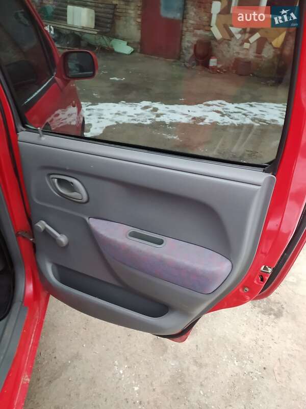 Микровэн Suzuki Wagon R 1999 в Первомайске