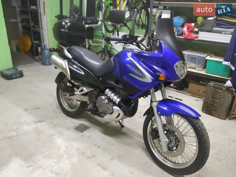 Suzuki XF 650 Freewind 2001