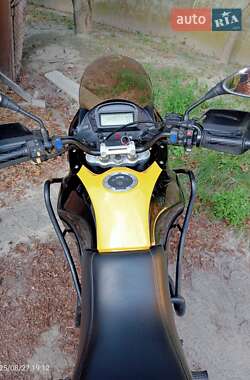Мотоцикл Многоцелевой (All-round) Suzuki XF 650 Freewind 1998 в 