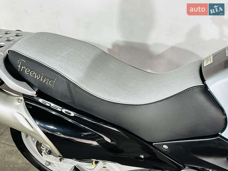 Мотоцикл Внедорожный (Enduro) Suzuki XF 650 Freewind 2001 в Бердичеве