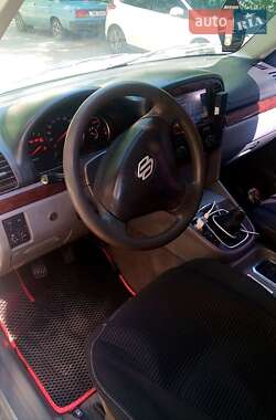 Внедорожник / Кроссовер Suzuki XL7 2006 в Николаеве
