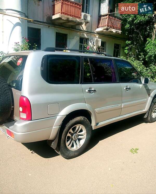 Позашляховик / Кросовер Suzuki XL7 2006 в Миколаєві