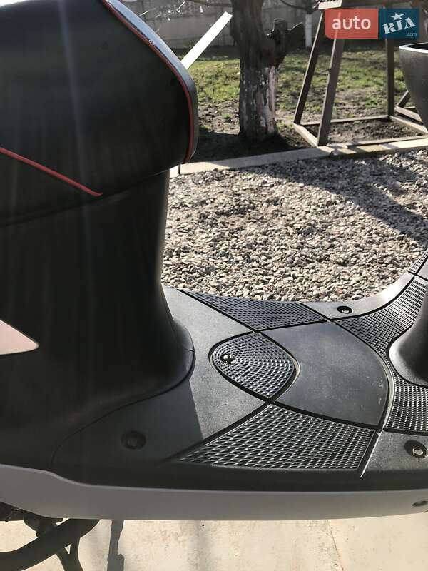 Скутер Suzuki ZZ 50 2010 в Петровому