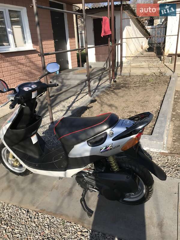 Скутер Suzuki ZZ 50 2010 в Петровому