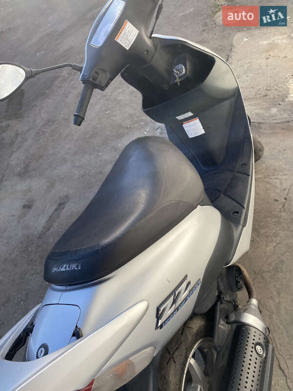 Вантажні моторолери, мотоцикли, скутери, мопеди Suzuki ZZ 50 2009 в Тульчині