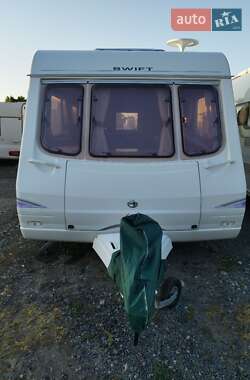 Причіп дача SWIFT Corniche 2003 в Косові