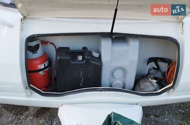 Причіп дача SWIFT Corniche 2003 в Косові